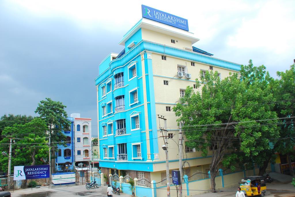 מלון טירופאטי Jayalakshmi Residency מראה חיצוני תמונה