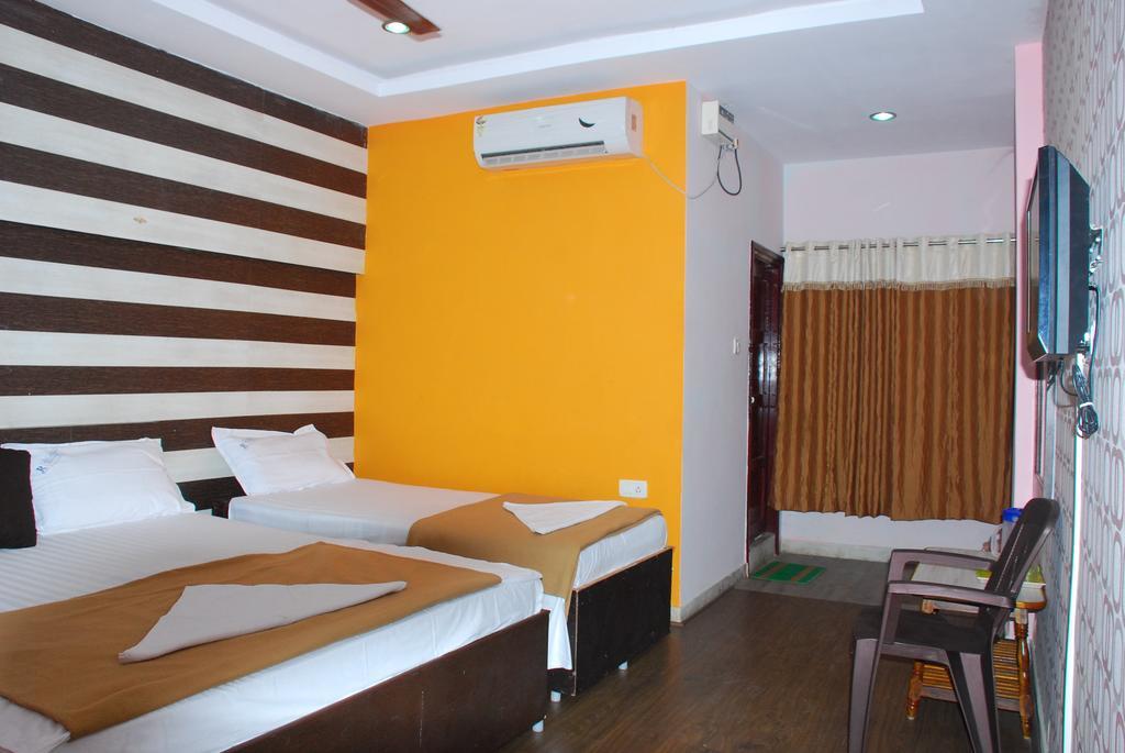 מלון טירופאטי Jayalakshmi Residency חדר תמונה